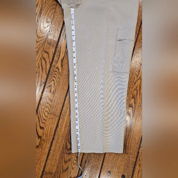 Eileen Fisher Women’s Cargo Pants Beige Wide Leg Size M - Picture 5 of 7